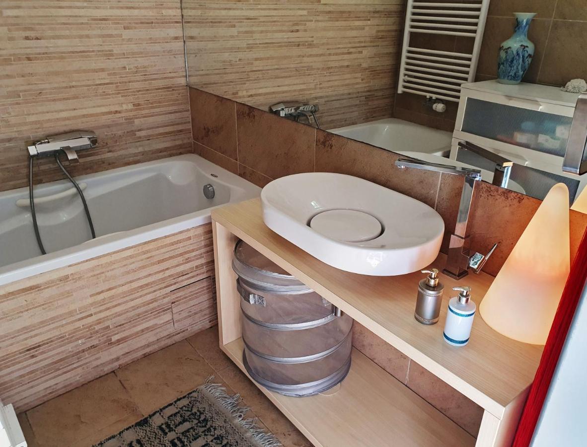 Bella Vista Lux Apartment With Private Terace Koper Eksteriør bilde