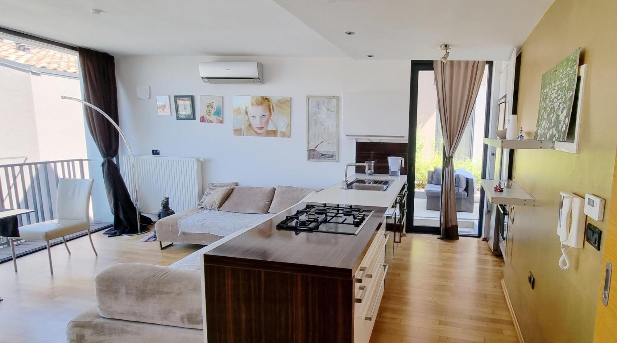 Bella Vista Lux Apartment With Private Terace Koper Eksteriør bilde