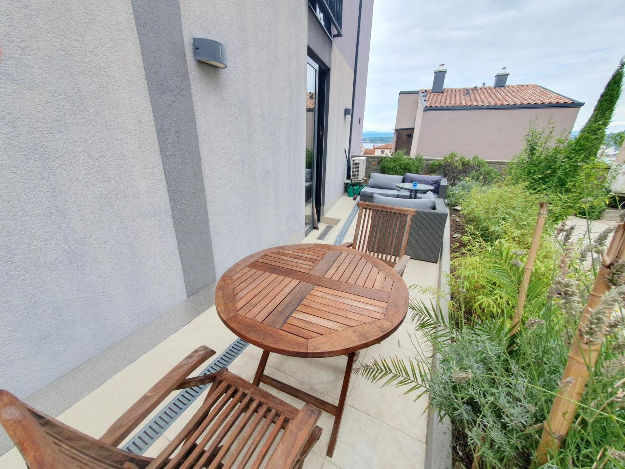 Bella Vista Lux Apartment With Private Terace Koper Eksteriør bilde